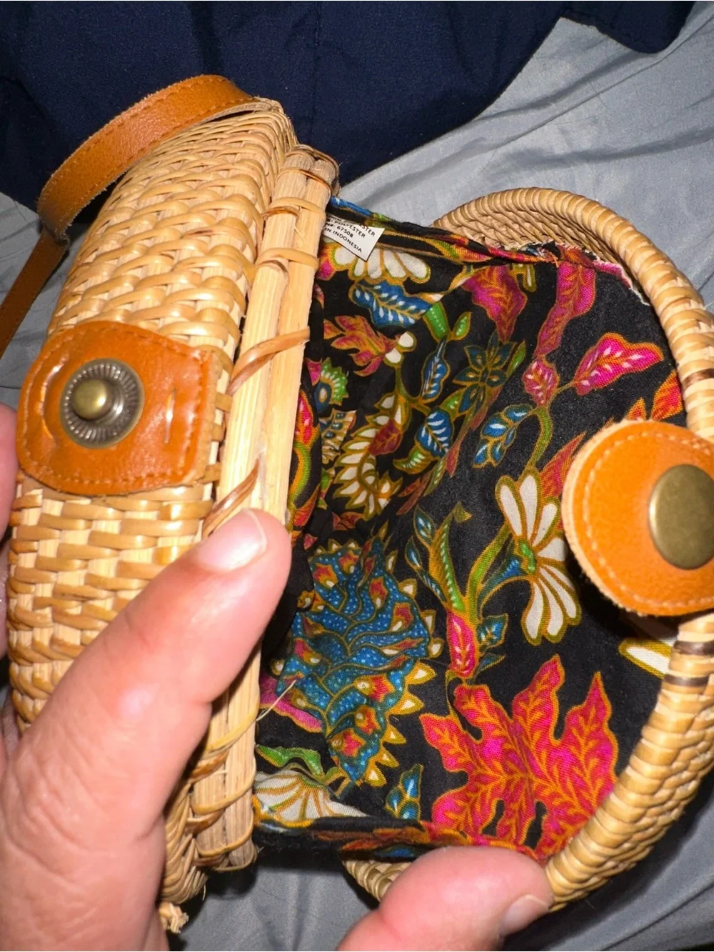 Round Woven Rattan Crossbody Bag in Natural Brown